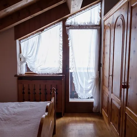 Verocai Views Apartman *