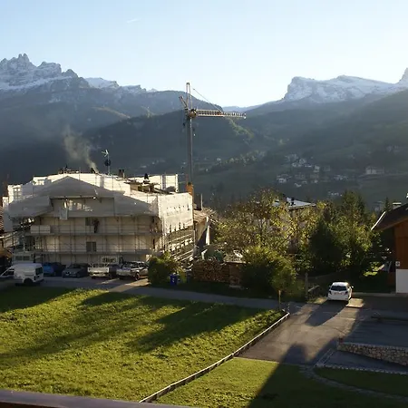 Verocai Views * Cortina dʼAmpezzo