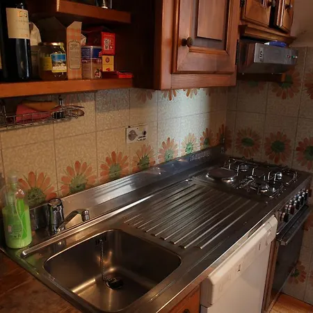 Verocai Views Apartman